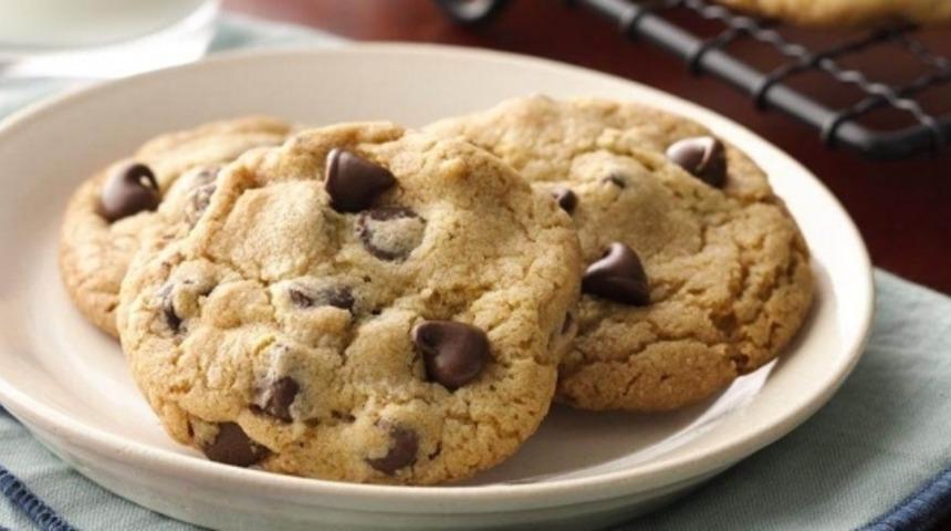 Patates Cipsi ve Çikolata Parçacıklı Kurabiye