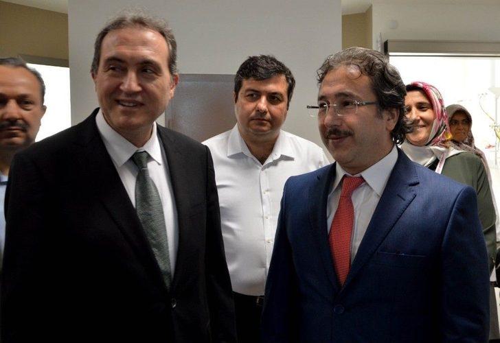 Sağlık Bakanlığı Müsteşar Yardımcısı Prof. Dr. Ünal Kayseri’yi Ziyaret Etti G1