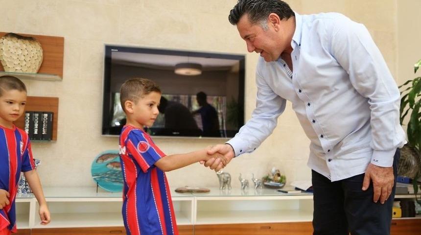 Minik Sporculardan Başkan Kocadon&rsquo;a Ziyaret