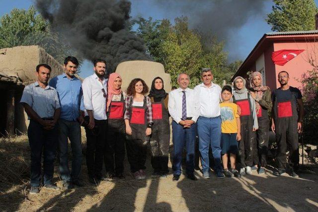 Vali Zorluoğlu Çamurdan Çömlek Yaptı