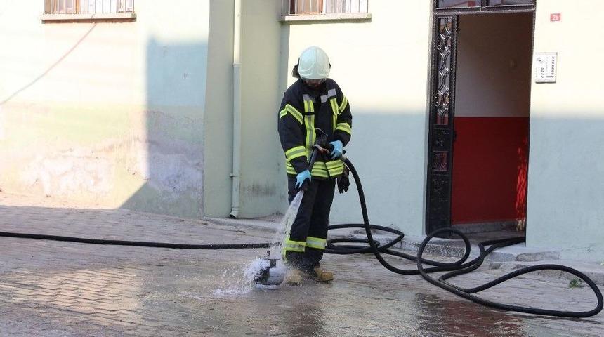 Aniden Alev Alan Piknik Tüpü Paniğe Neden Oldu