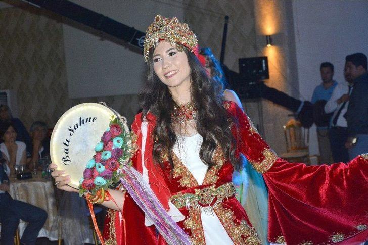 (özel Haber) Şiirli Şarkılı Nikah Masası G4