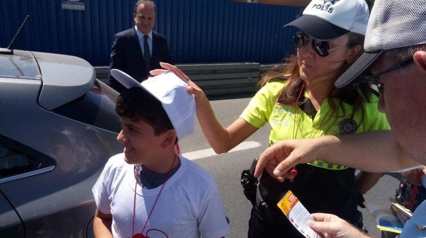 Hatalı S&uuml;r&uuml;c&uuml;ye Kırmızı D&uuml;d&uuml;k Projesi