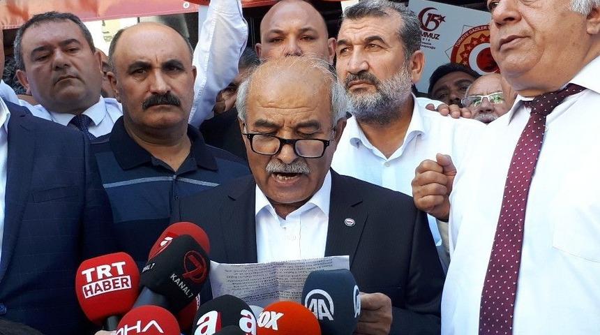 Stk &Uuml;yelerinden "d&ouml;viz Bozdurma" Eylemi