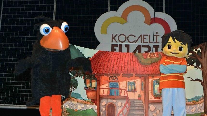 Çocuklar, Ege İle Gaga’nın Maceralarına Ortak Oldu