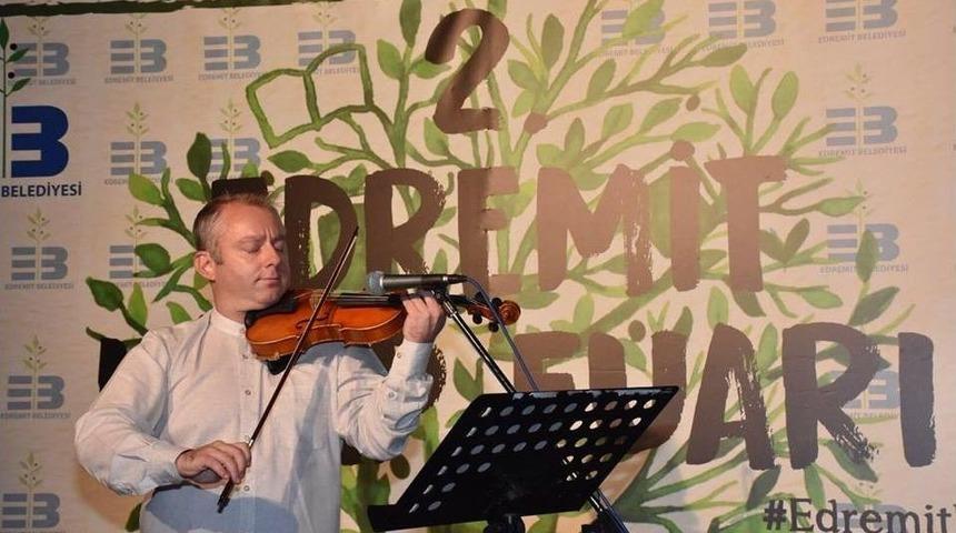 2. Edremit Kitap Fuarı Başladı