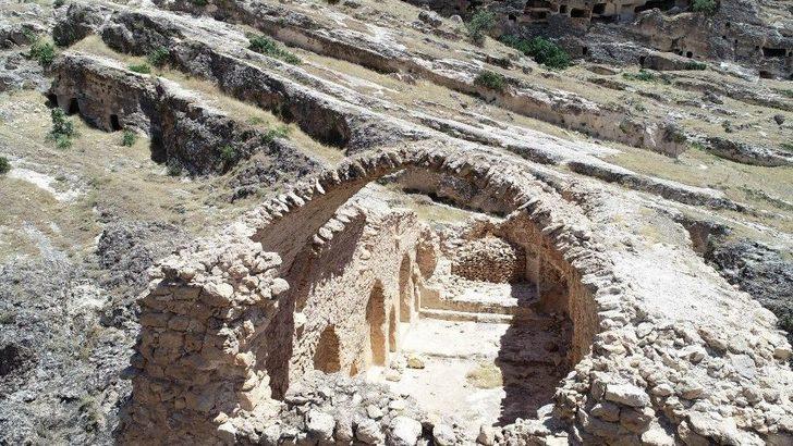 Bin Yıllardır Süren İhtişam: Hasuni Mağaraları G2