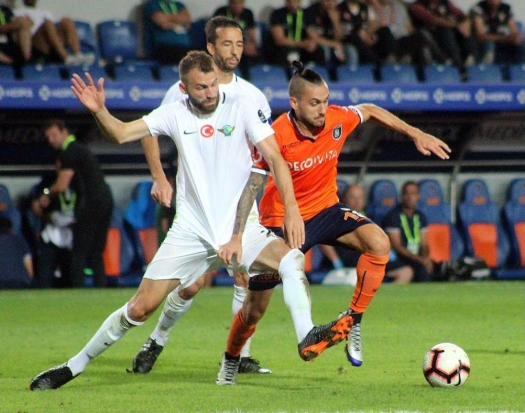 Spor Toto S&uuml;per Lig: Başakşehir: 3 - Akhisarspor: 1 (ma&ccedil; Sonucu)