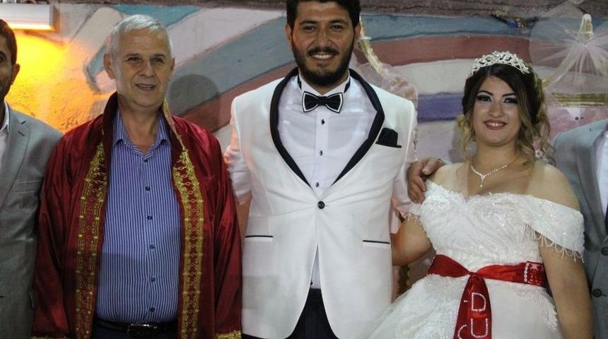 Söke Chp Gençlik Kolları Başkanı Tolga Tosun Dünya Evine Girdi