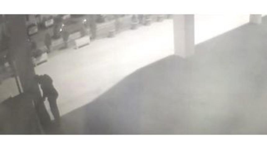 Ankara Vergi Dairesi Başkanlığına Patlayıcıların Bırakılma Anı Kamerada