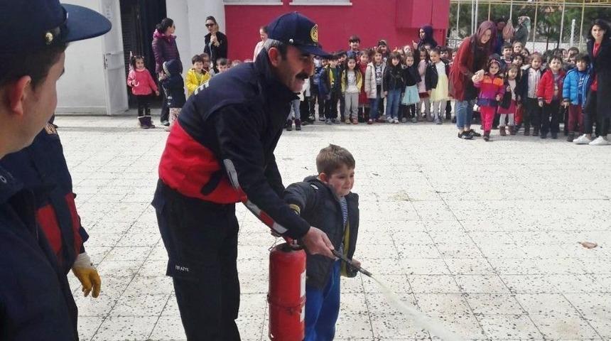 Anaokulu Öğrencilerine Yangın Eğitimi