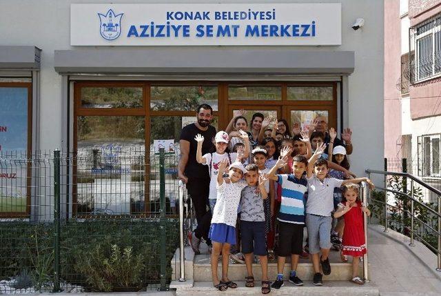 Eğlenerek Veda Ettiler 1