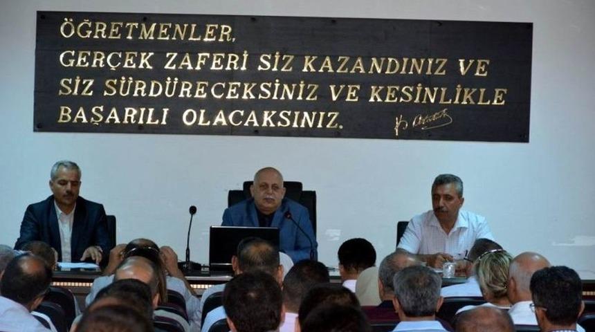 Milli Eğitim M&uuml;d&uuml;r&uuml; Yavuz Okul M&uuml;d&uuml;rleri İle Toplantı Yaptı