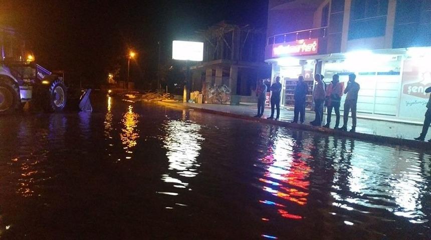 Denizli&rsquo;de Sağanak Yağış