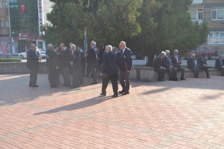 30 Ağustos’a Damga Vuran Görüntü: Gazilerden Helallik İstendi G3