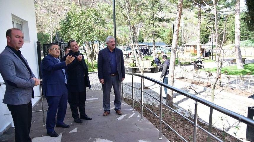 Başkan Yağcı, Şeyh Edebali Sosyal Donatı Ve Peyzaj Alanında İncelemelerde Bulundu