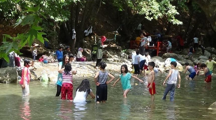 Angebire Doldu Taştı