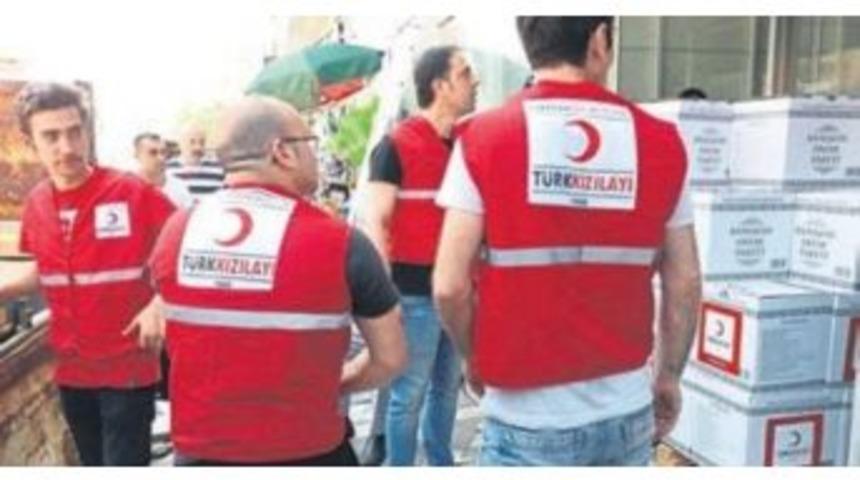 &Ccedil;ıldır Kızılay&rsquo;dan 800 Aileye Koli Yardımı