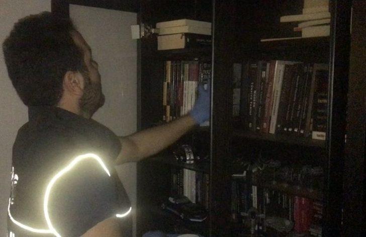 (özel) İstanbul’da Narkotik Operasyonunda “sosyete Torbacısı” Kıskıvrak Yakalandı G5