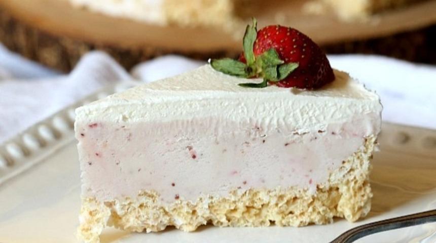 Pirinç Patlaklı Dondurma Pasta