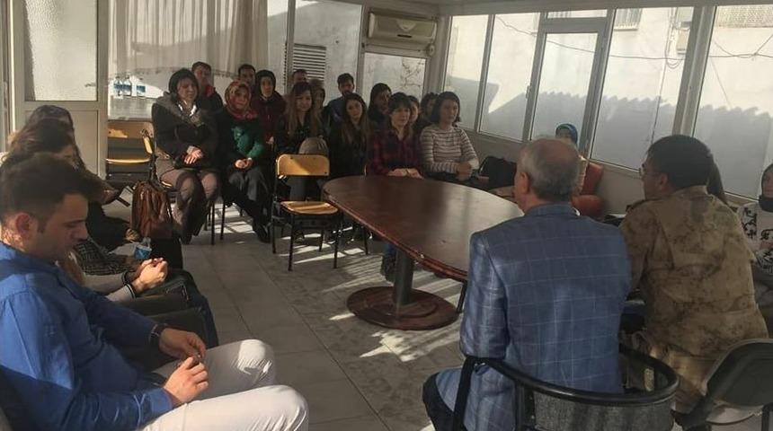 Aday &Ouml;ğretmenler İl&ccedil;e Jandarma Komutanlığını Ziyaret Etti