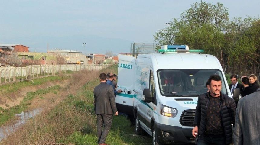 Kayıp Gencin Cesedi Kanalda Bulundu