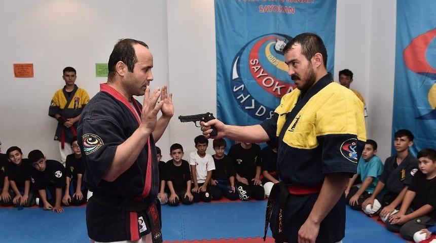 Silah Ve Bıçaklı Saldırılara Karşı Korunma