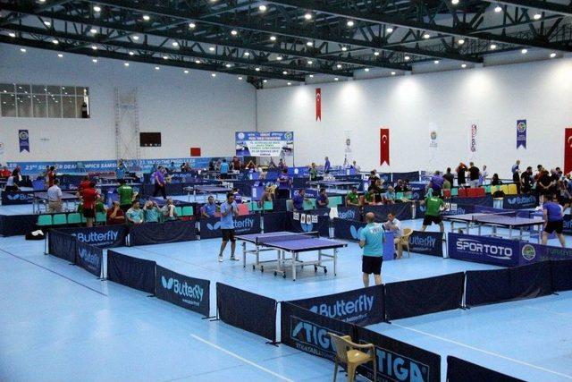 16. Kuruluşlararası Masa Tenisi Türkiye Şampiyonası Başladı