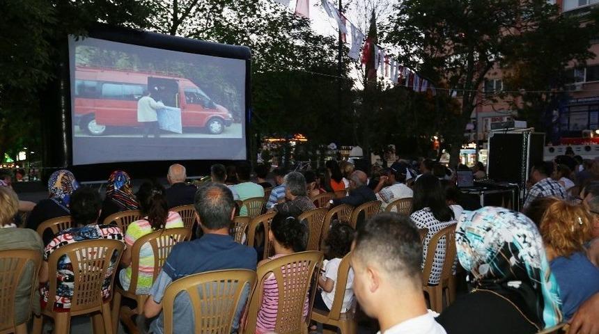 A&ccedil;ık Hava Sinema G&uuml;nleri Başlıyor