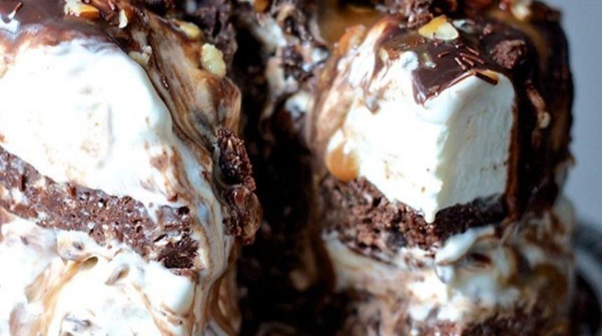 Brownili Dondurma Pasta