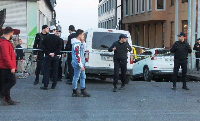 Taksim’deki Silahlı Kavgayla İlgili 3 Kişi Gözaltına Alındı