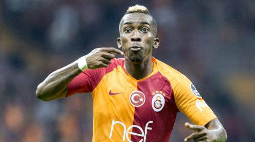 Galatasaraylı Onyekuru Başkan Weah'a karşı oynadı