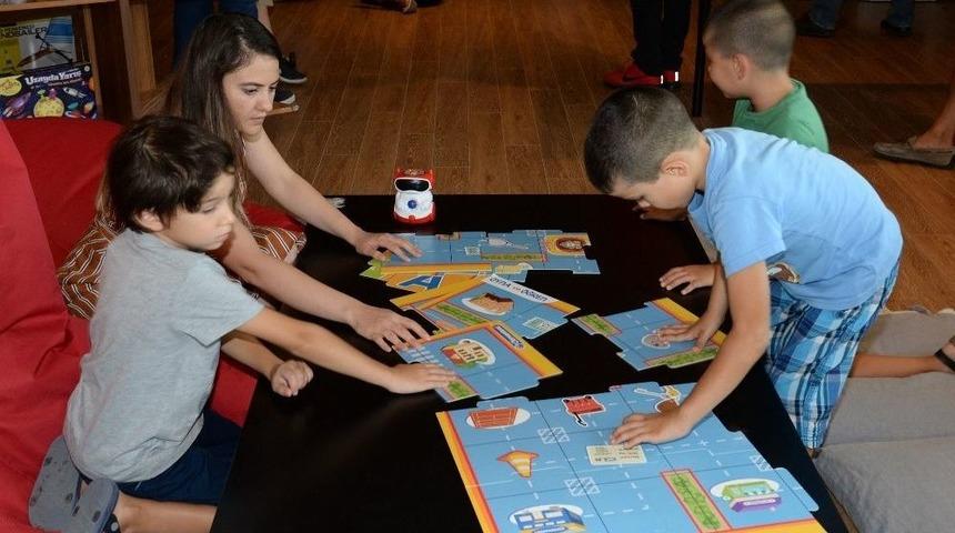 &lsquo;maker&rsquo; &Ccedil;ocuklar Sertifikalarını Aldı