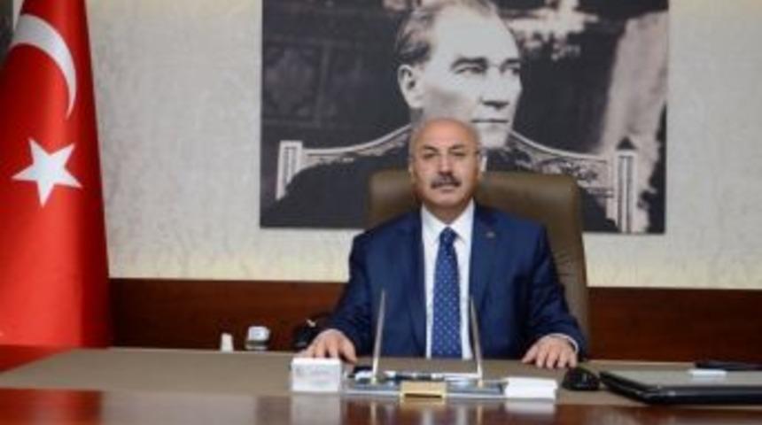 Vali Yavuz Selim K&ouml;şger&rsquo;in 30 Ağustos Zafer Bayramı Mesajı