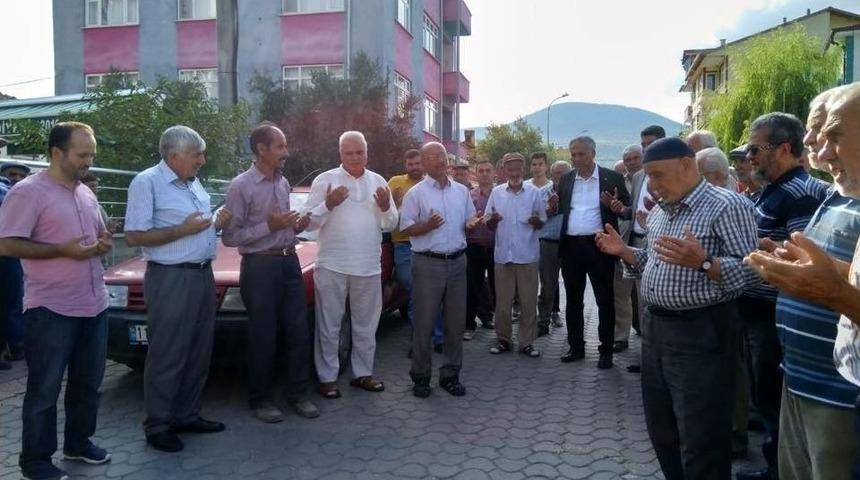 Bayırk&ouml;y&rsquo;de Kutsal Topraklara Gidecek Olan Hacı Adayları Uğurlandı