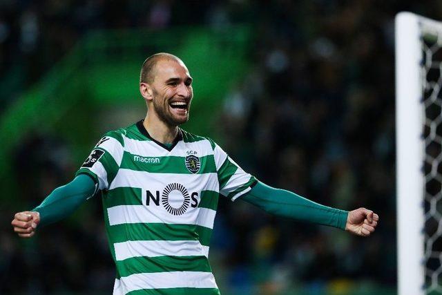 Bas Dost, Sporting Lizbon’da Kaldı