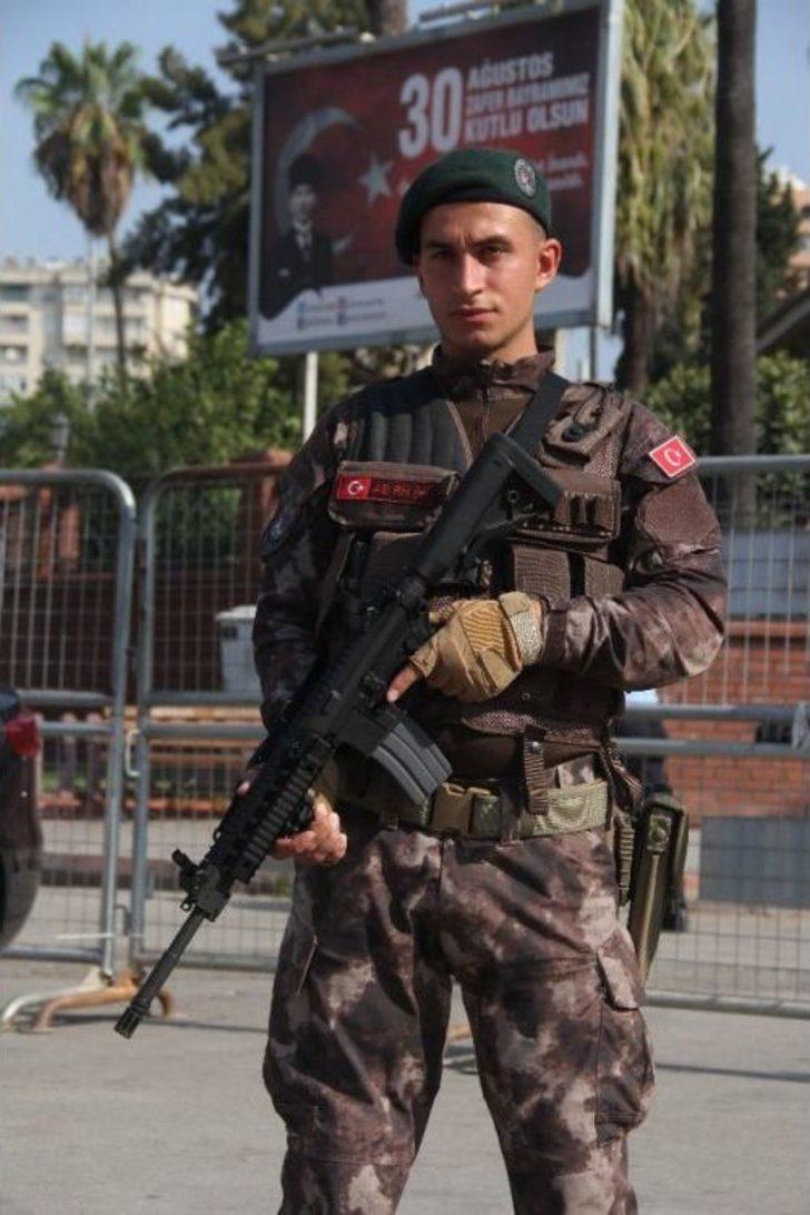 Aşırı Sıcak Zafer Bayramı Törenine İlgiyi Azalttı G3