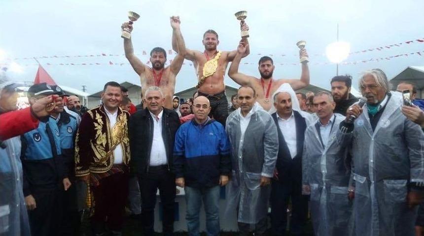 İstanbul&rsquo;un Kırkpınar&rsquo;ı Bu Hafta Arnavutk&ouml;y&rsquo;de Ger&ccedil;ekleşecek