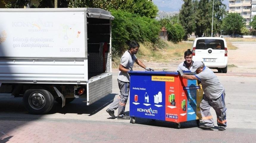 Konyaaltı&rsquo;nda &lsquo;&ccedil;ok Ama&ccedil;lı Konteynırlar&rsquo; Yenileniyor