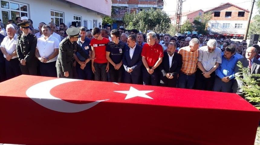 Rahatsızlanarak Hayatını Kaybeden Asker Son Yolculuğuna Uğurlandı