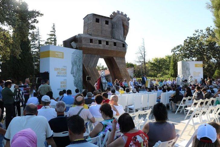 1. Troya Dünya Görme Engelliler Homeros Okumaları Başladı G3