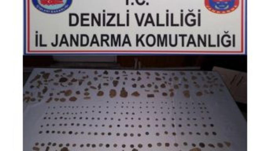 Jandarma D&uuml;zenlediği Operasyonda 422 Par&ccedil;a Tarihi Eser Ele Ge&ccedil;irdi