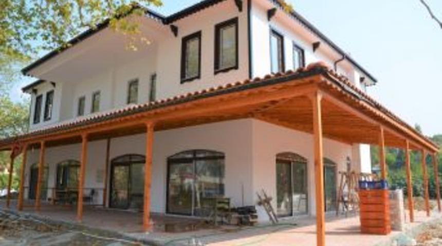 Kurtul Mahalle Konağı G&uuml;n Sayıyor