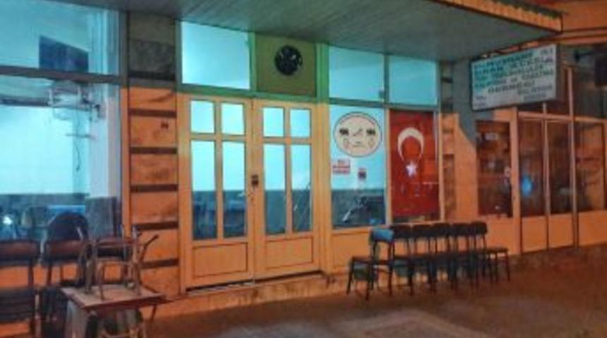 Lokale Pompalı Saldırı: 2 Yaralı