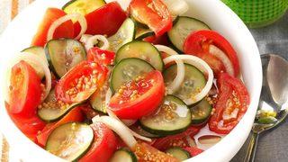 Hardallı Domates Salatası