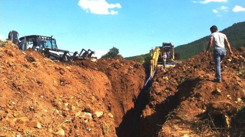 Kutluhallar K&ouml;y&uuml; İ&ccedil;me Suyu Şebekesi Yenileniyor