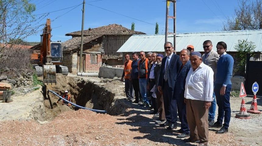 Kırsal Mahallelerin Alt Yapı Sorunu &Ccedil;&ouml;z&uuml;l&uuml;yor