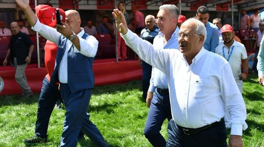 Karakucak Güreşleri Silifke’de Devam Etti