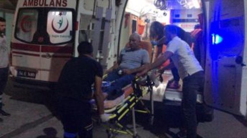 Müzikholde Kanlı Gece: 1 Yaralı