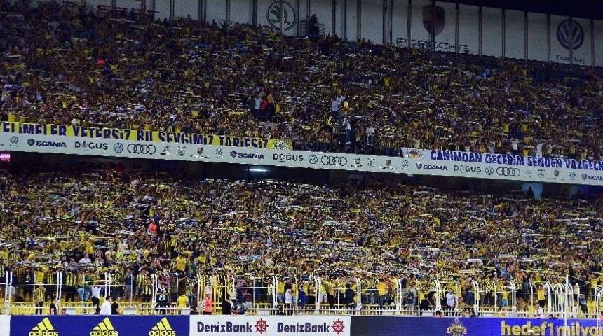 Taraftarlardan Fenerbahçe’ye Destek